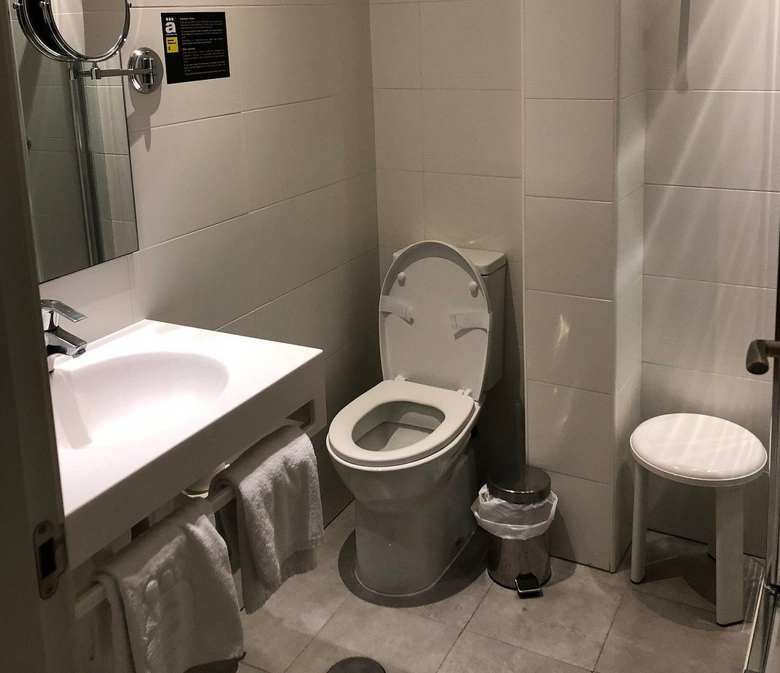 Bathroom Hotel Alameda Benidorm