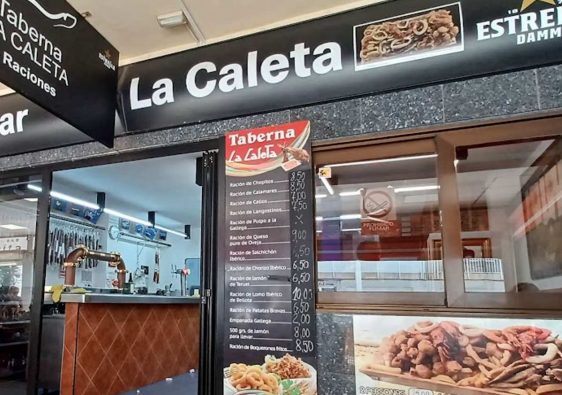 Indulge in authentic Spanish flavours at La Caleta Taberna Benidorm . From paella to tapas, savour in the heart of Benidorm.
