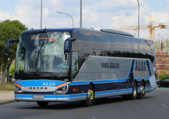 Alicante Airport to Benidorm: Bus, Shuttle or Taxi