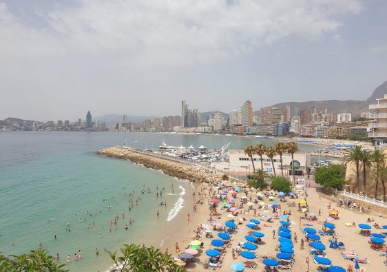 Mal Pas cove between the Old Town and Poniente