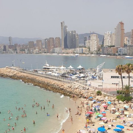 Alicante Airport to Benidorm: Bus, Shuttle or Taxi? The Honest Comparison